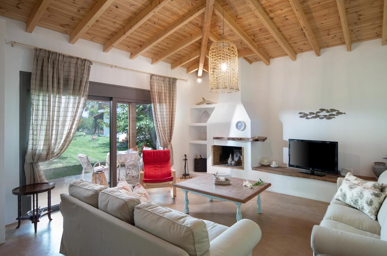 Villa Menie - Golden Fig Sykia Lodge Paralia Sikias ภายนอก รูปภาพ